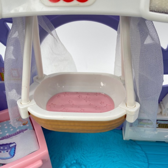 Fisher-Price Little People Cuddle & Play Baby Nursery Playset With Figures - Picture 7 of 15